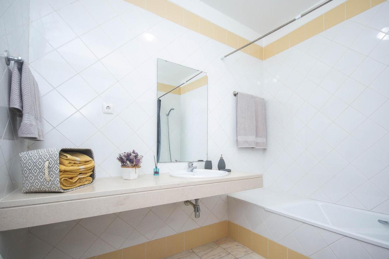 Village Lobos Flat Apartment